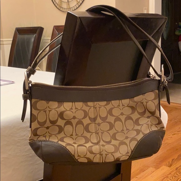 Coach Shoulder Bag - Picture 3 of 13